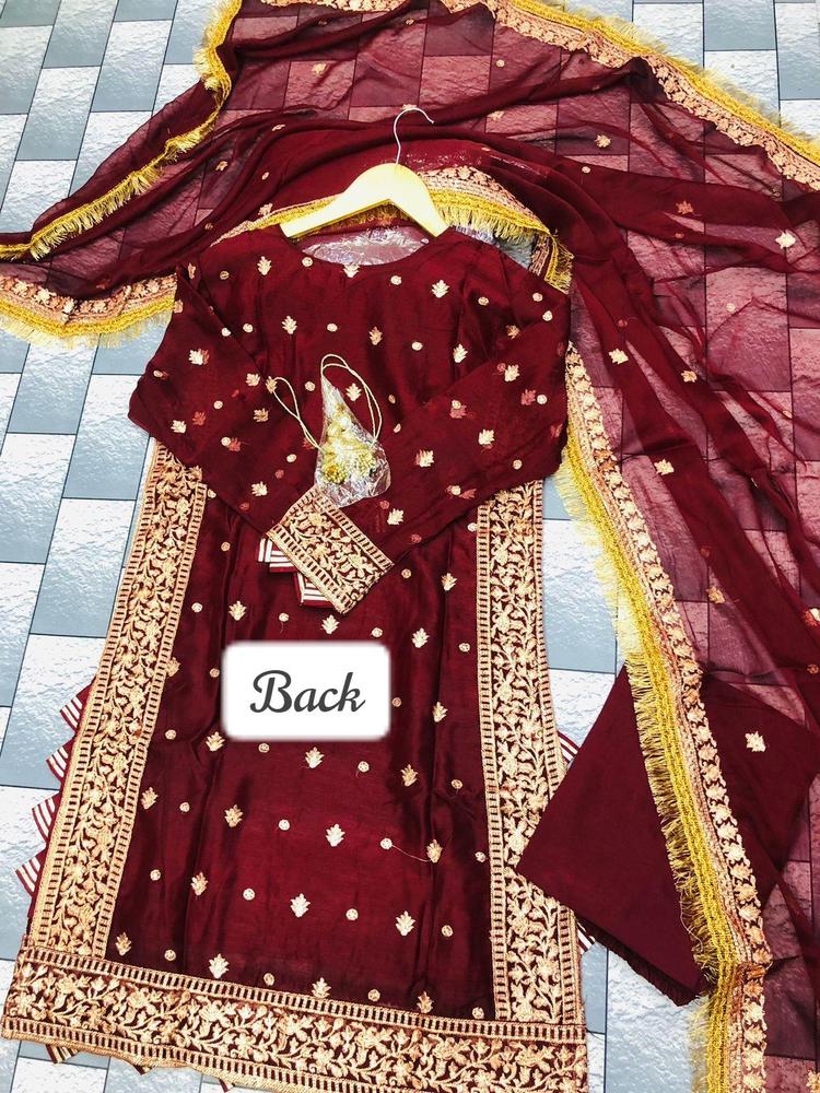 Embroidered 3-Piece Crinkle Chiffon Suit for Women – Elegant Party & Festive Wear